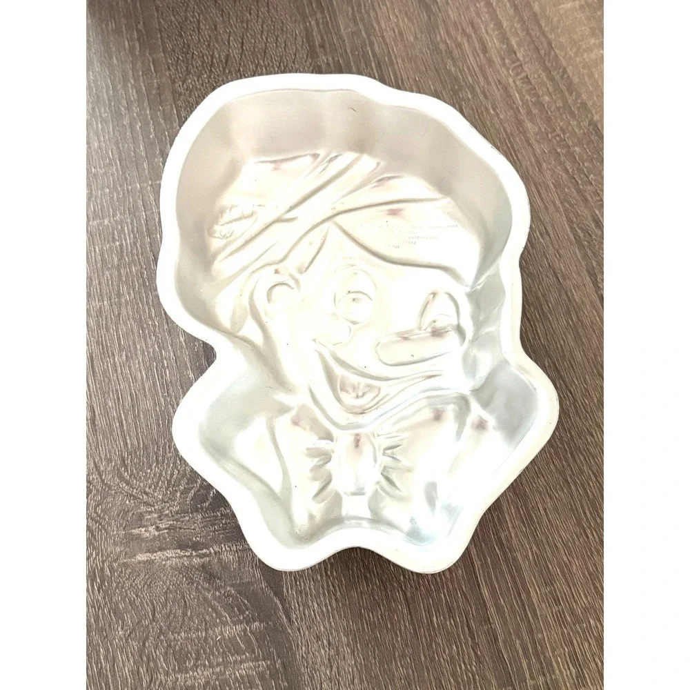 Vintage 1976 Wilton Disney Pinocchio Cake Pan Aluminum Baking Mold 515-701